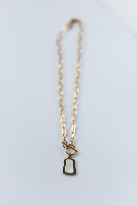 Dust Necklace